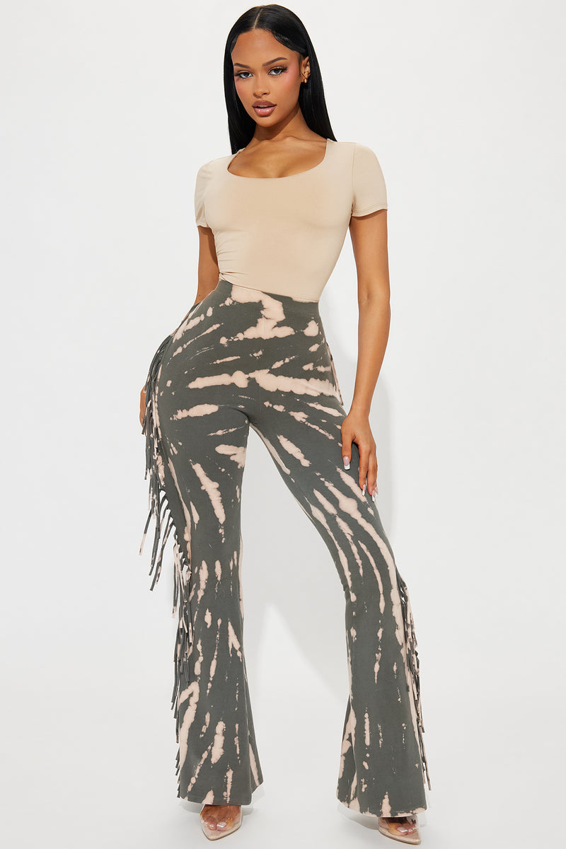 Tie dye flare hotsell pants fashion nova