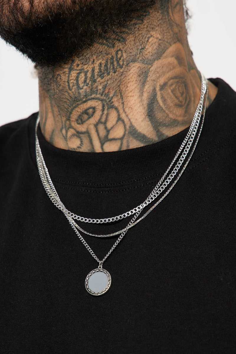 Silver layered on sale chain necklace