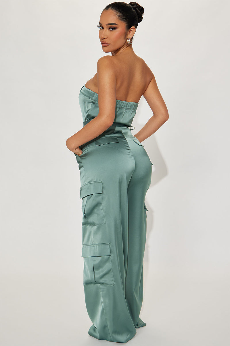 Satin jumpsuit fashion nova 2025
