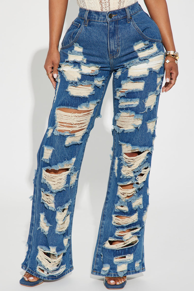 Fashion nova ripped jeans deals