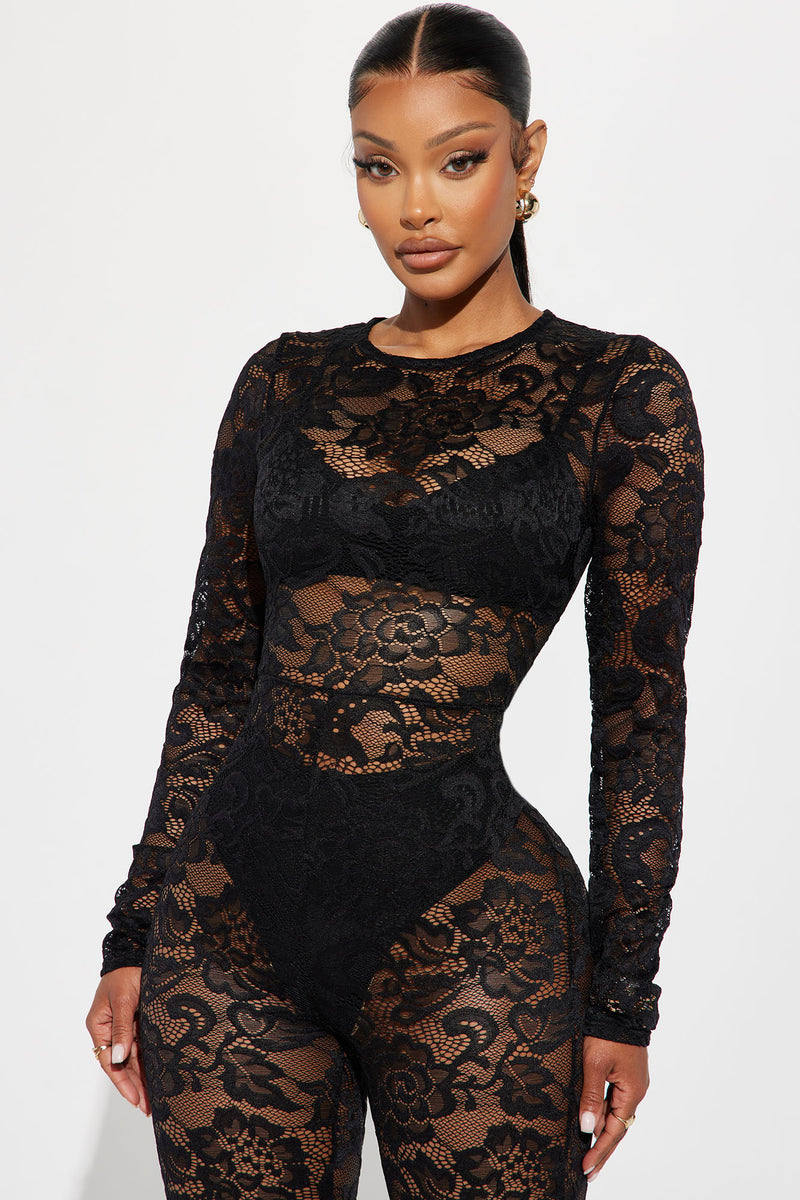Fashion nova 2024 black lace jumpsuit
