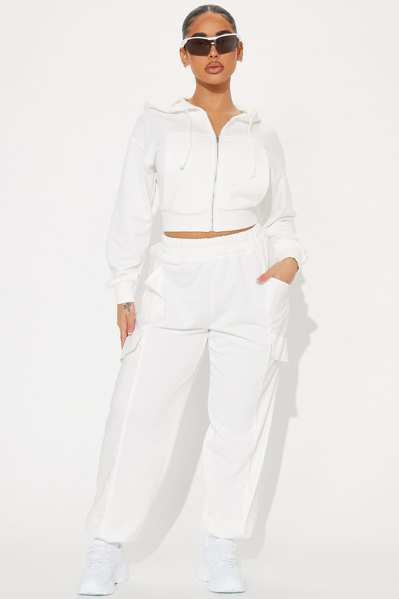 Fashion nova white joggers top