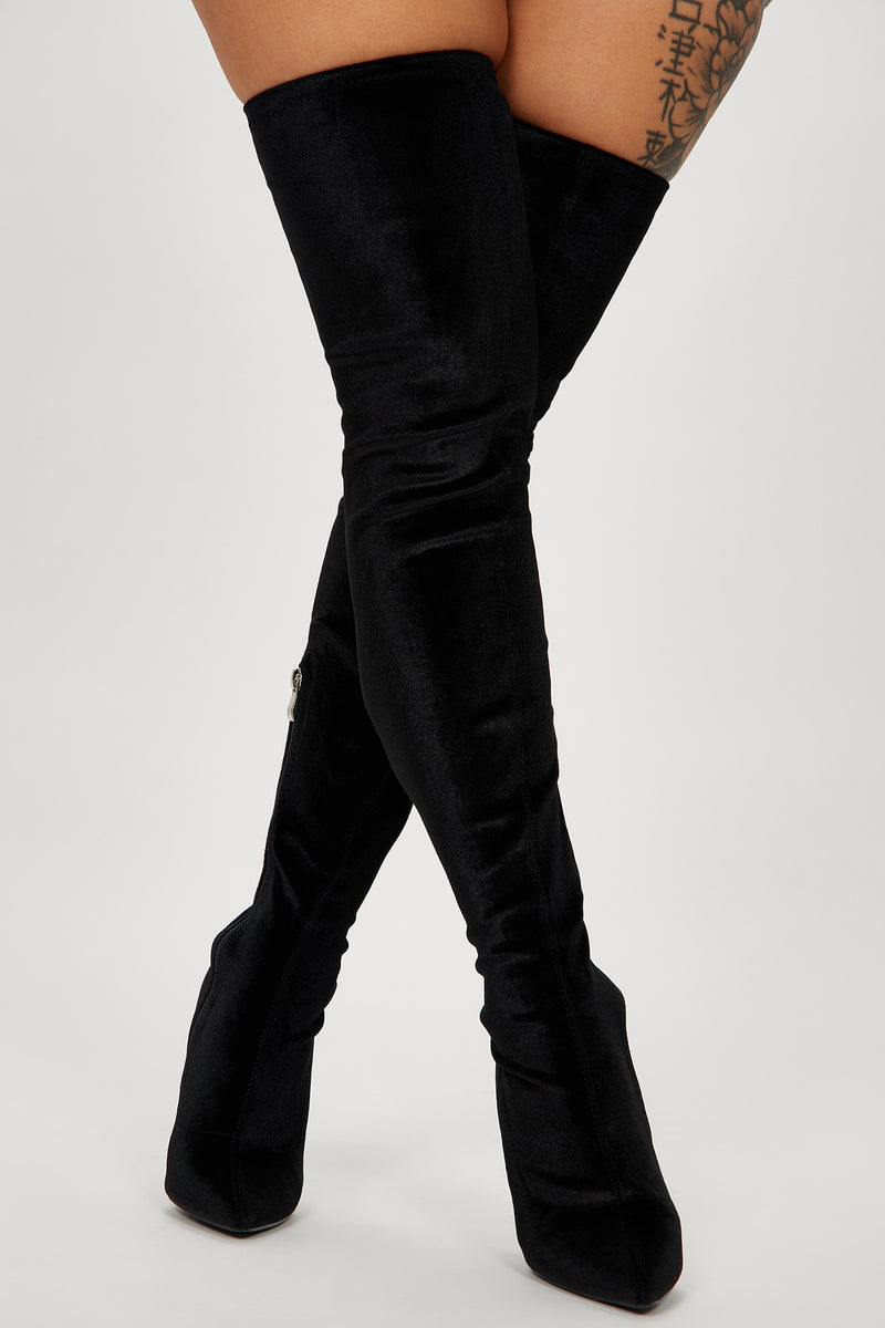 Black long sales heeled boots