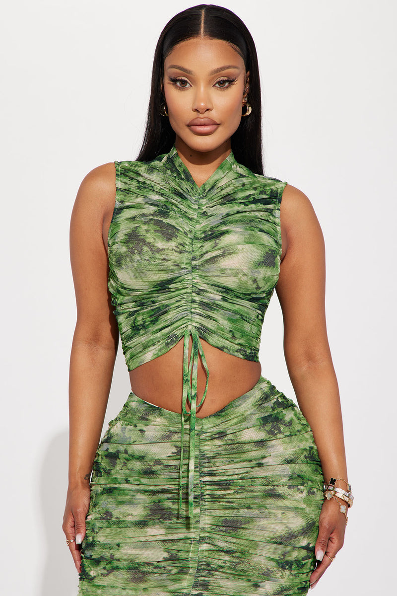 Green skirt shop fashion nova