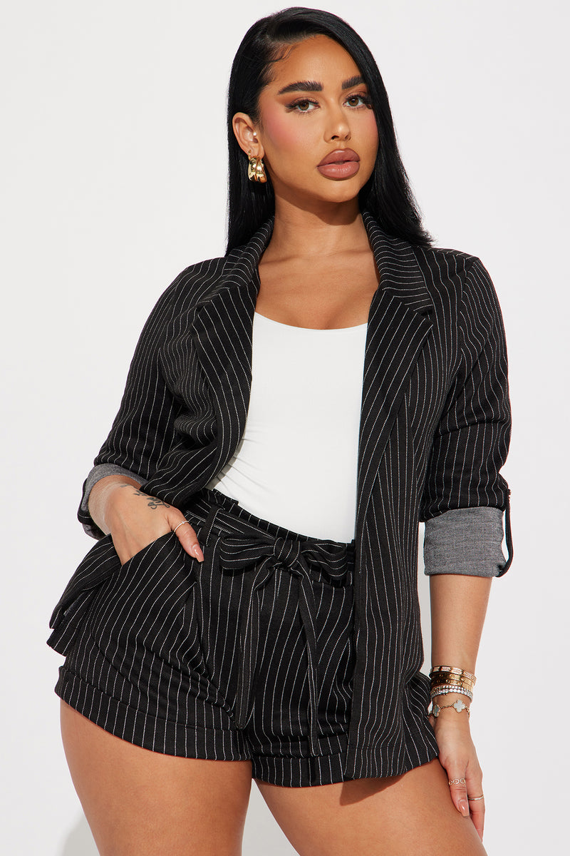 Matching short sales and blazer set