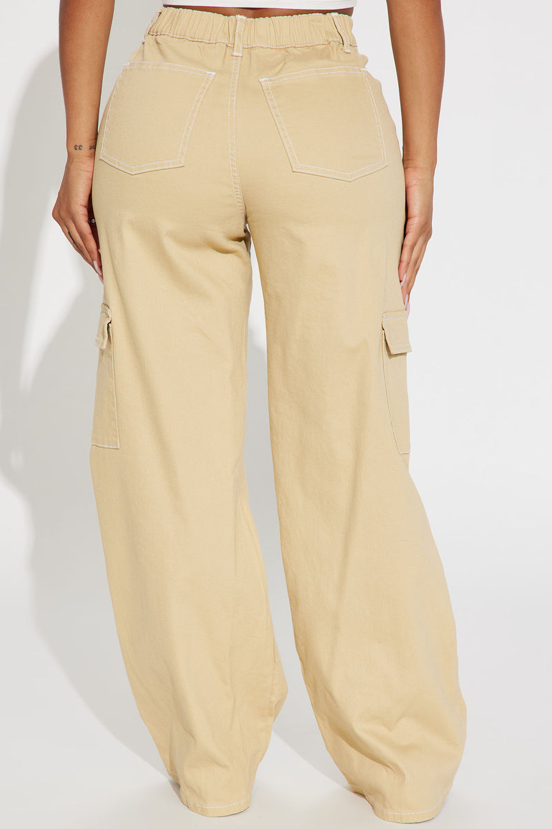 Khaki cargo jeans store