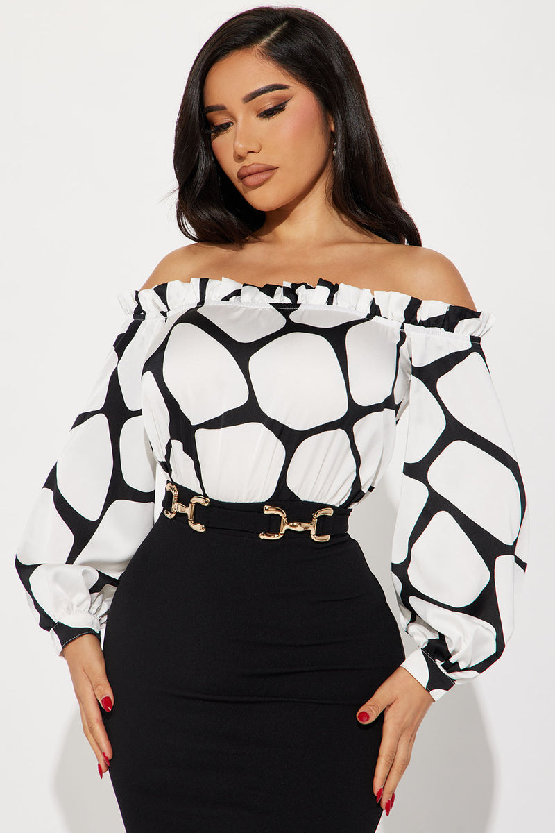 Black and white dress 2025 fashion nova