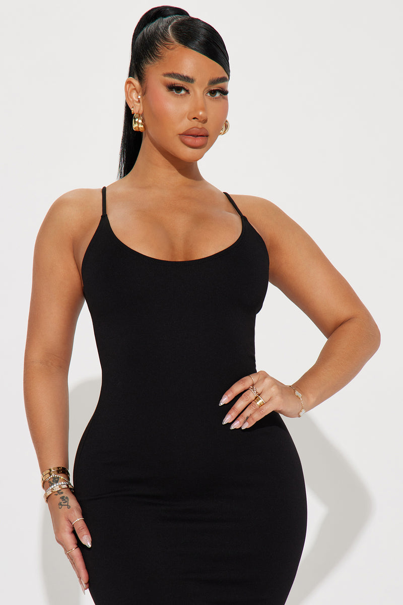 Black bodycon shop dress fashion nova