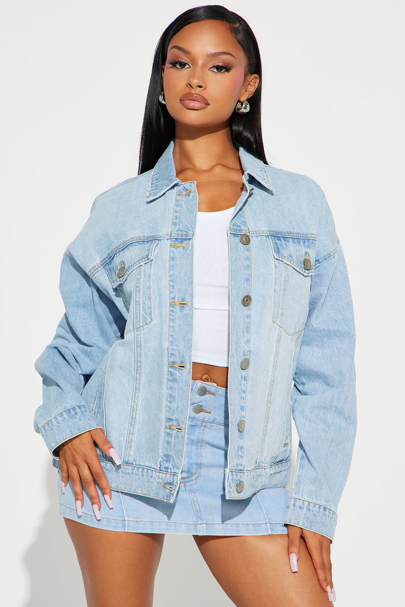 High Standards 90 s Boyfriend Denim Trucker Jacket Light Wash