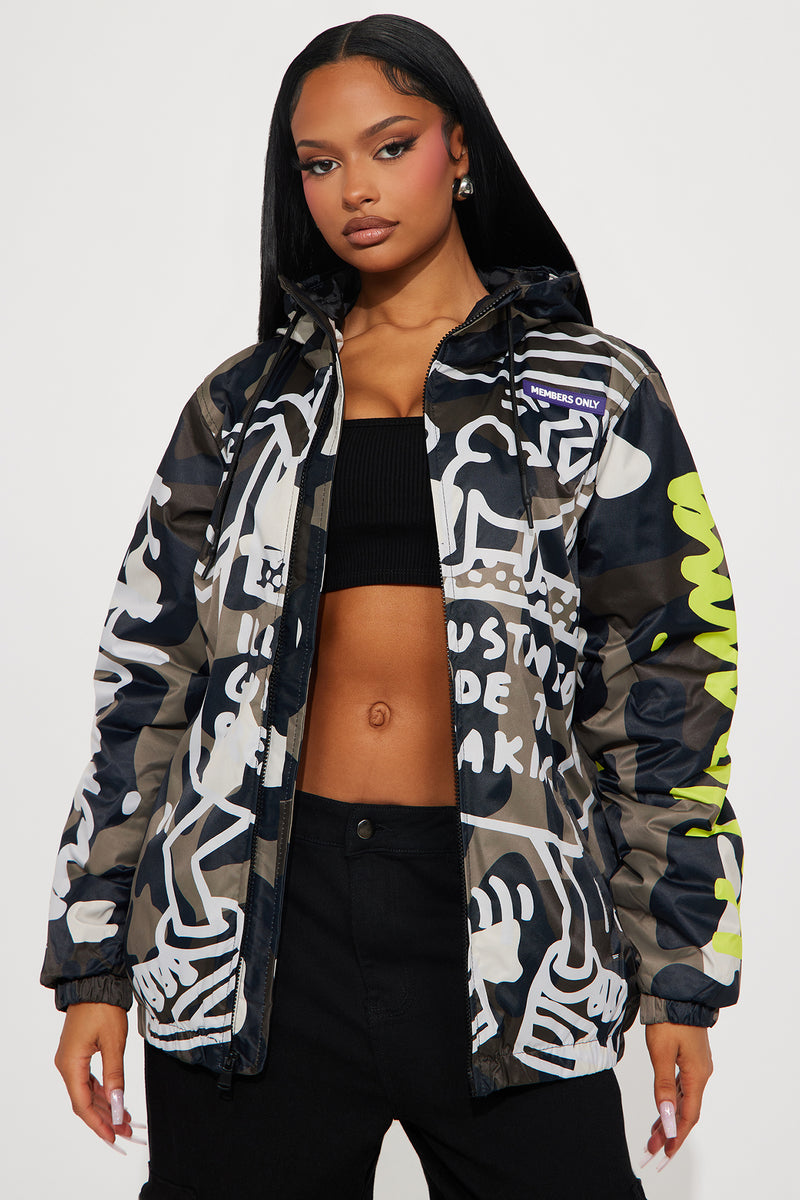 Black and white camo jacket womens store