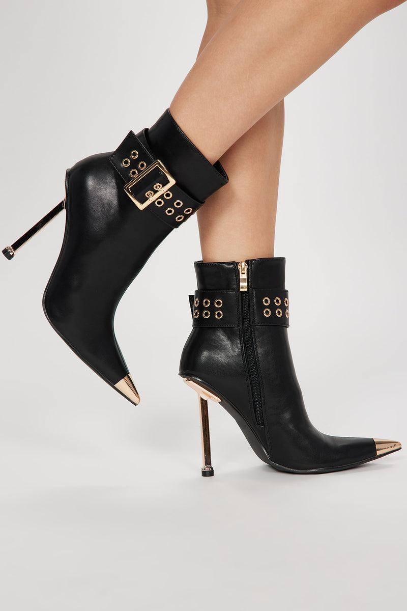 Ankle boots hot sale fashion nova
