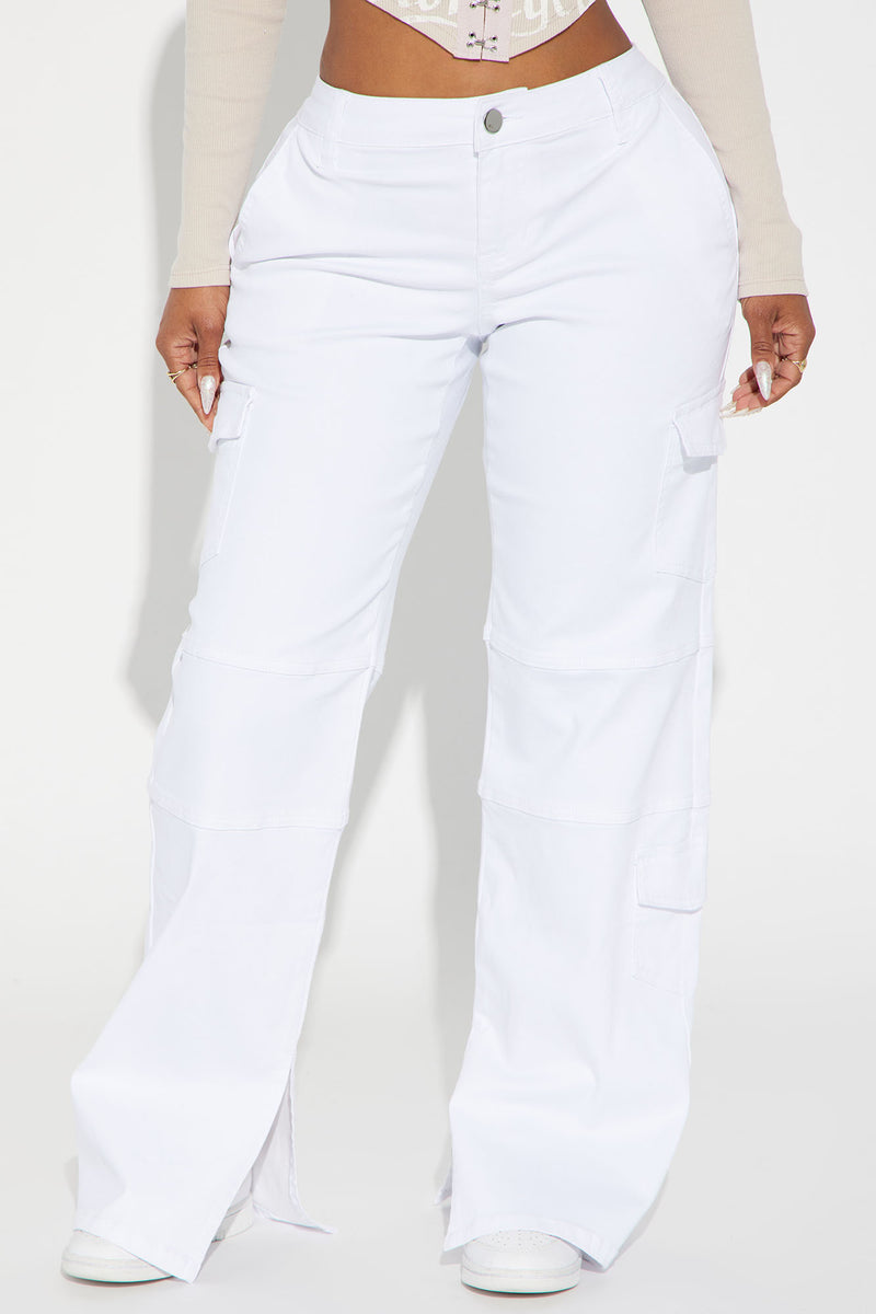 White cargo deals pants fashion nova