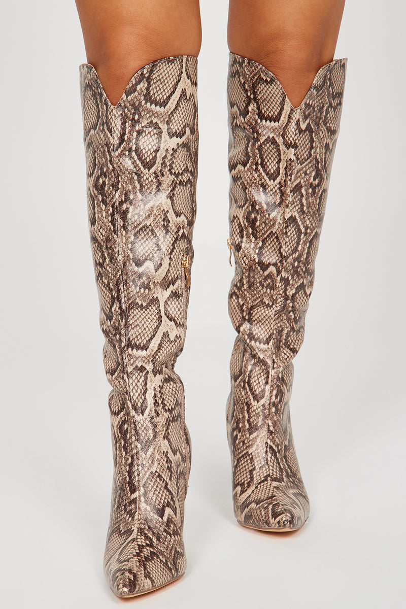 Snakeskin boots top fashion nova