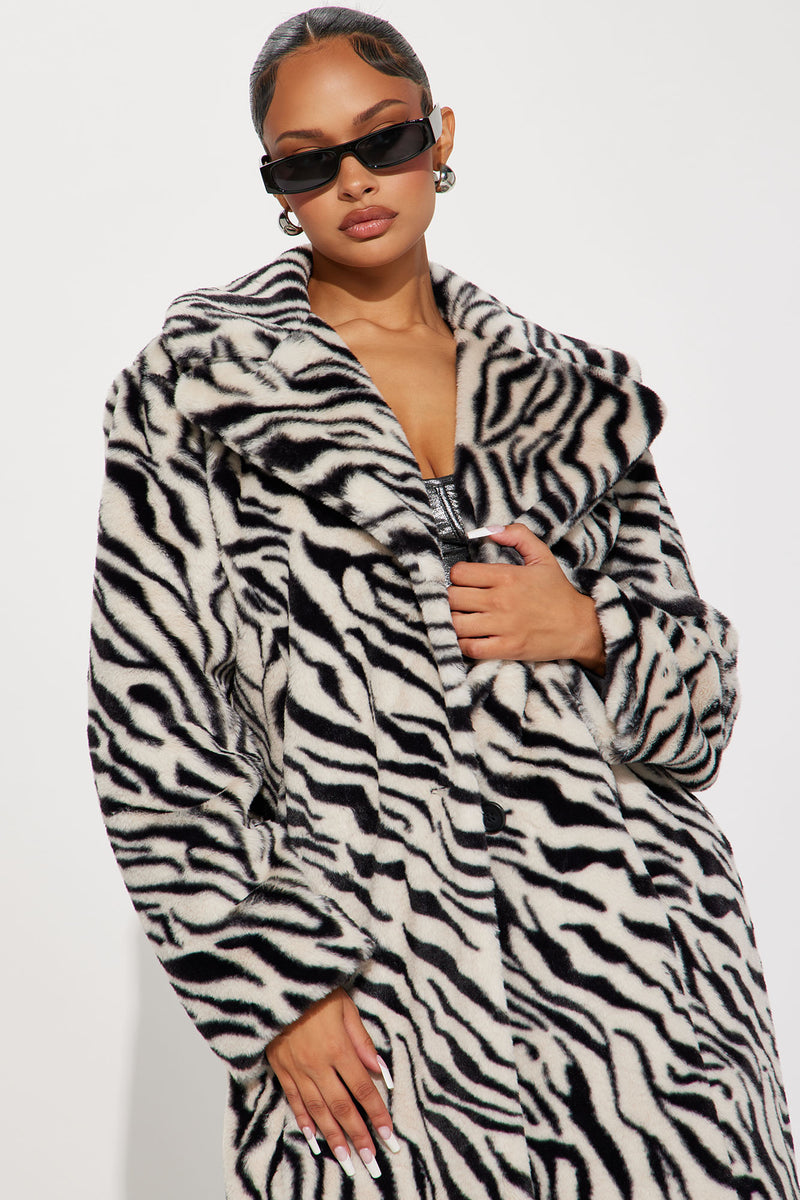 Zebra print 2025 fur coat