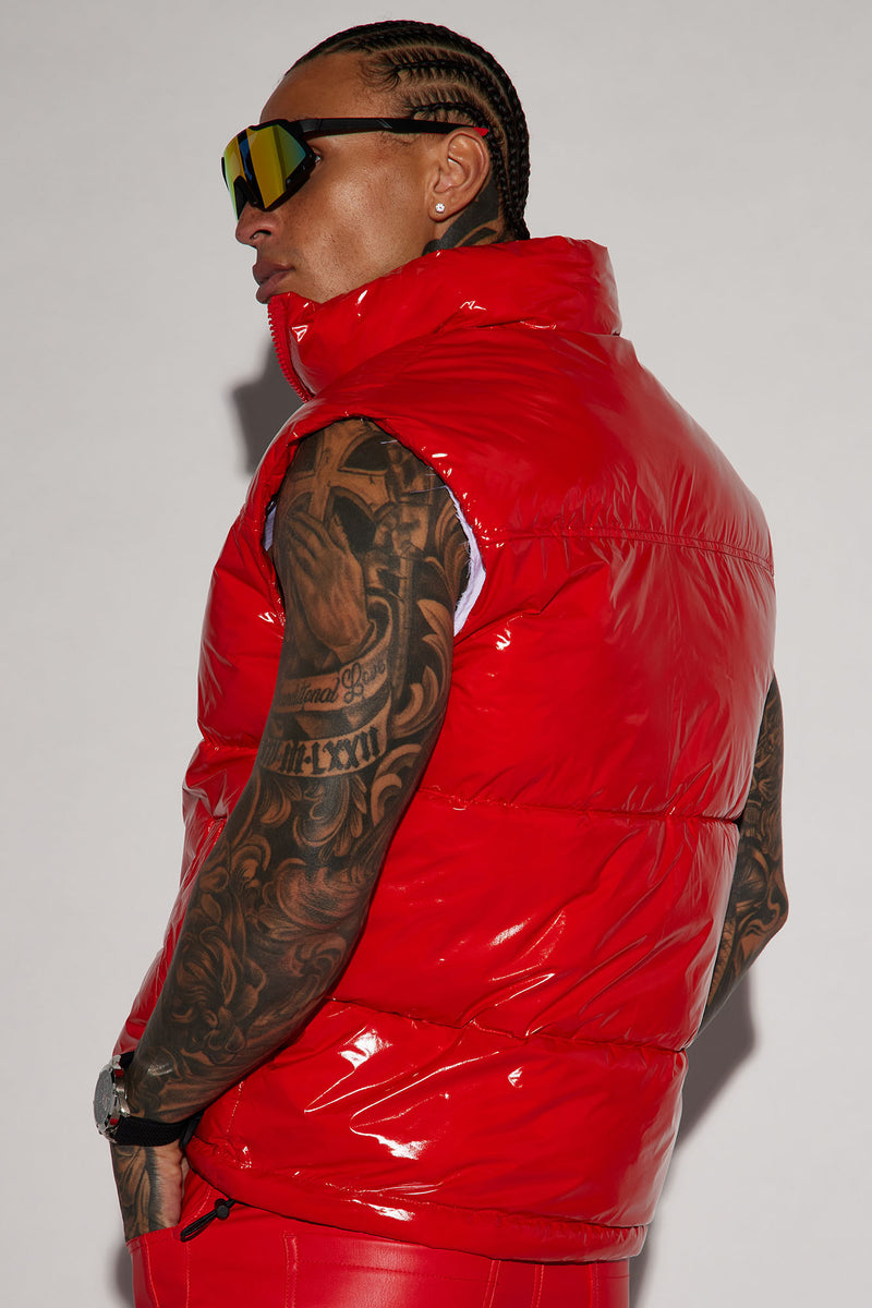 Red puffer hotsell vest mens