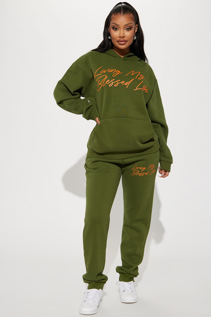 Womens olive green hotsell hoodie