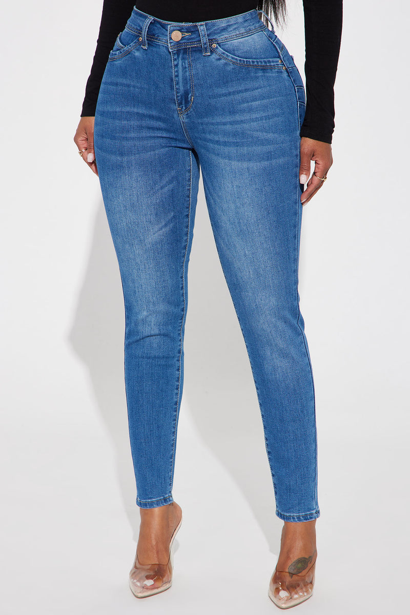 Fashion nova booty lift hot sale jeans