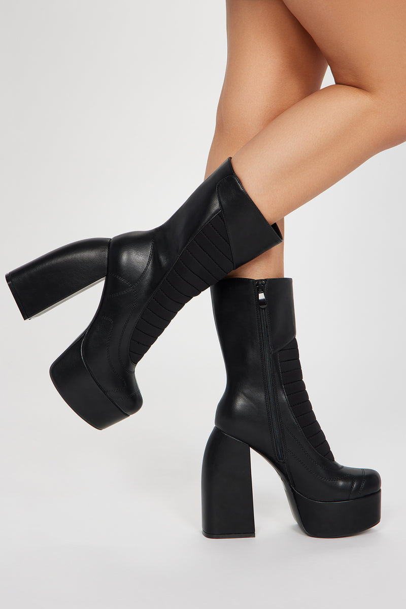Giant heeled on sale ankle boot