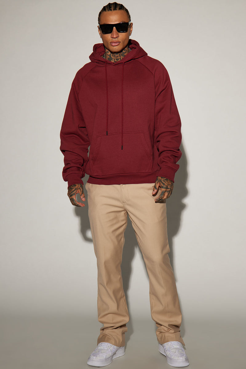 Burgundy hoodie outfit deals