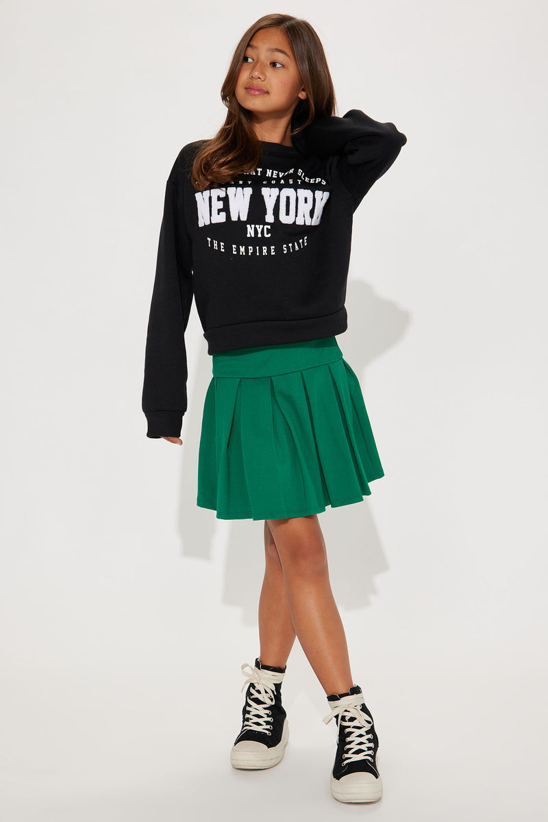 Green skirt for sales girl