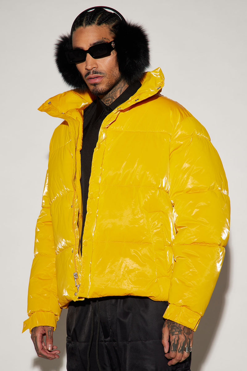 Men's yellow puffer jacket deals