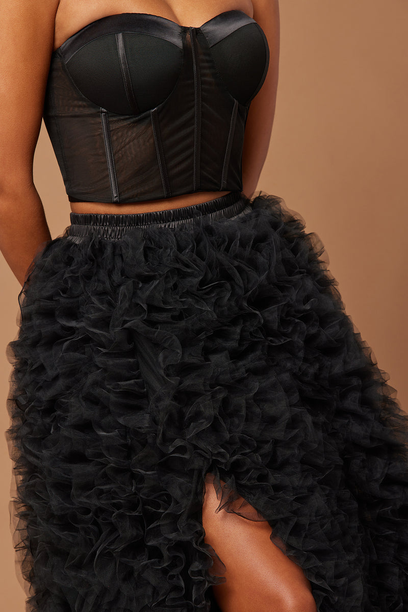 Corset skirt 2025 fashion nova