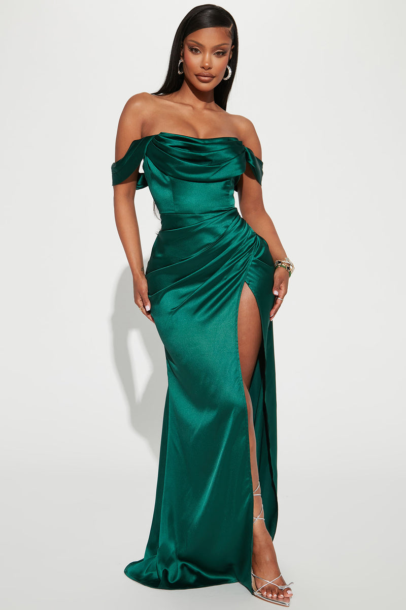 Emerald green best sale dress fashion nova