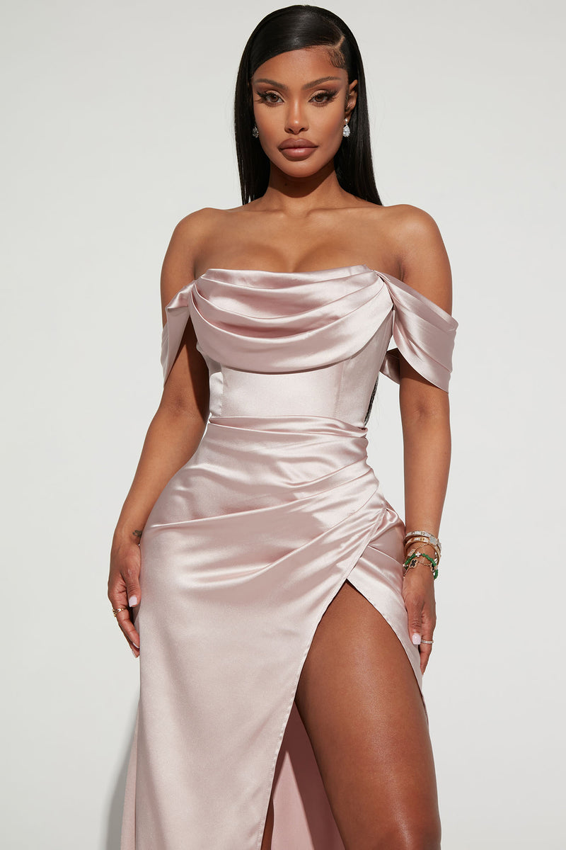 Tiara satin cheap dress blush