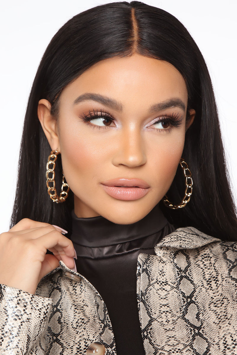 Fashion nova hoop hot sale earrings