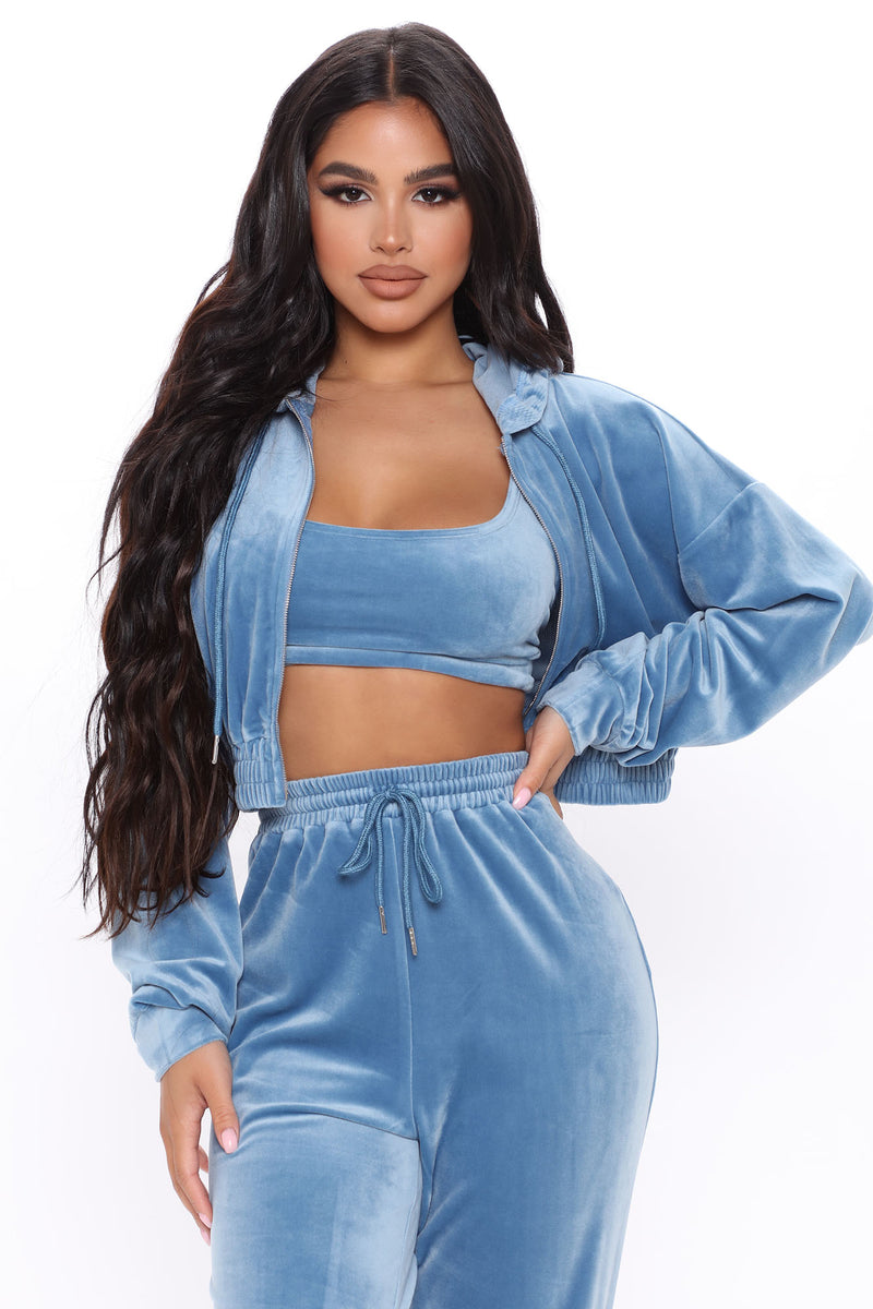 Velour set fashion nova on sale