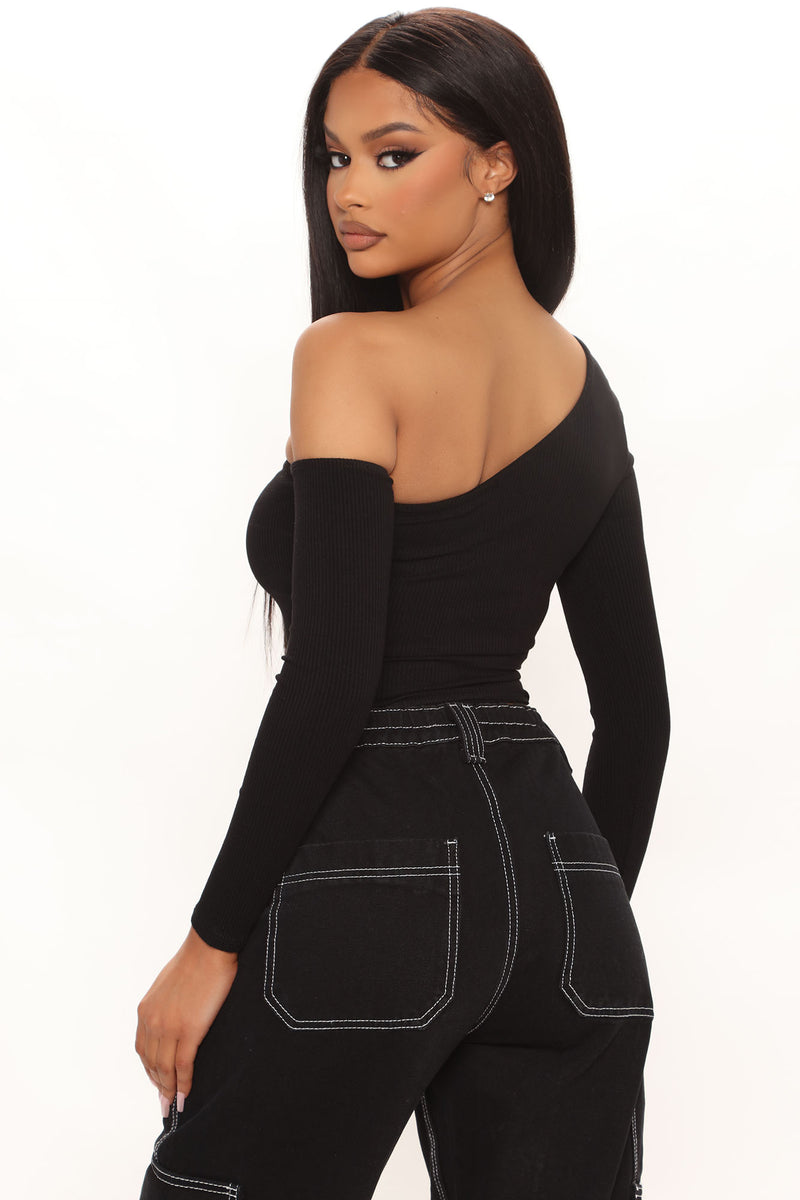 Shirts with best sale one sleeve