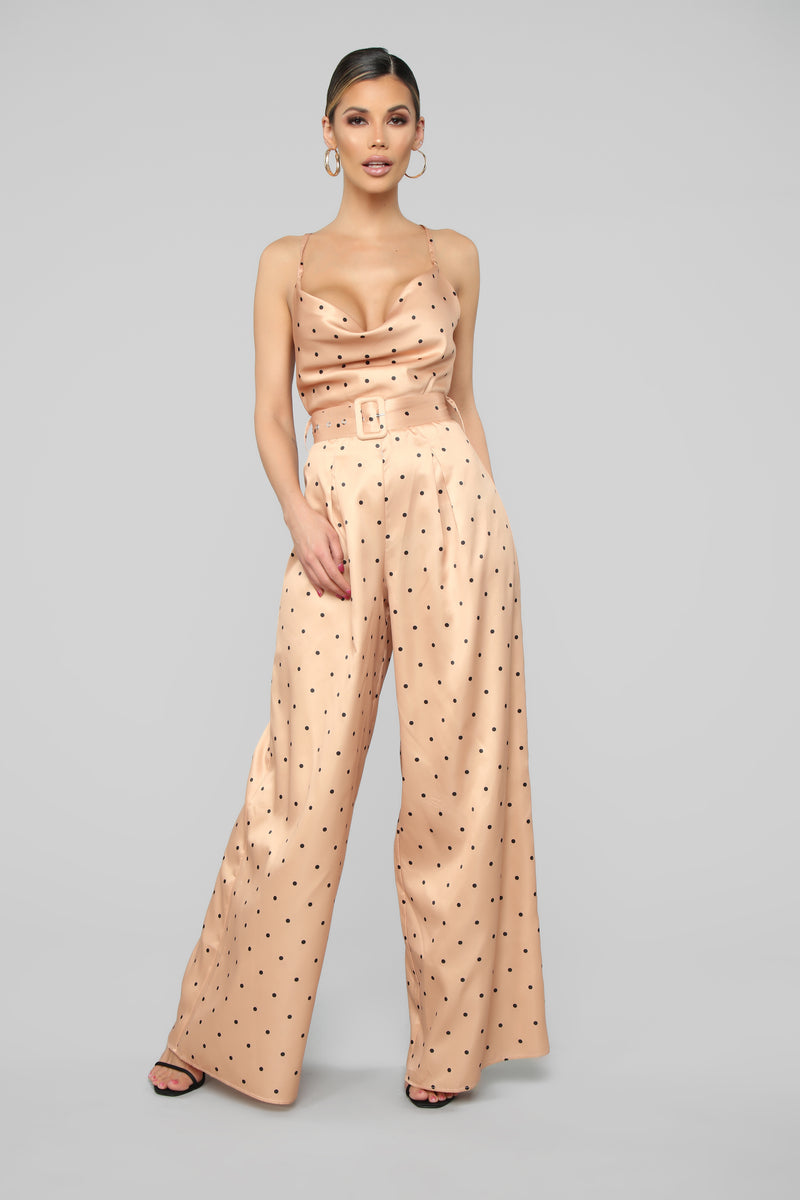 Fashion nova shop polka dot jumpsuit