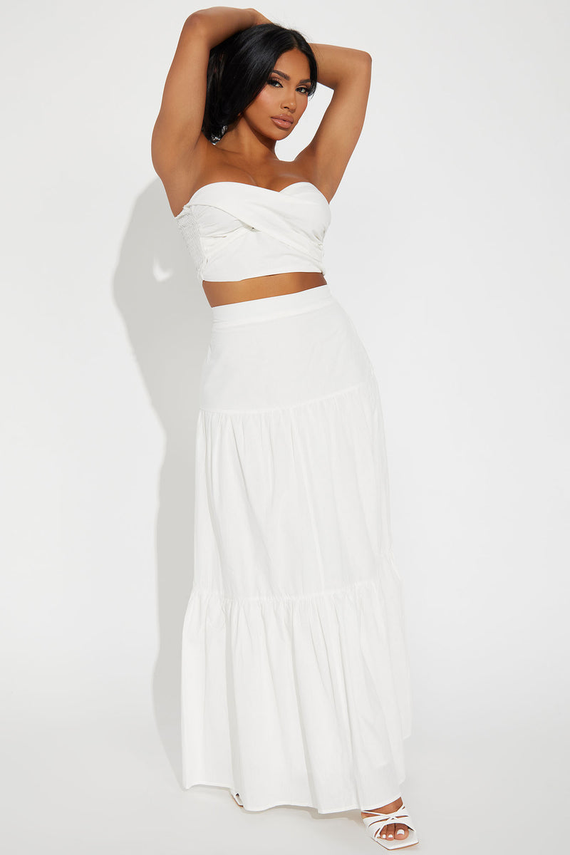 Fashion nova outlet white maxi skirt