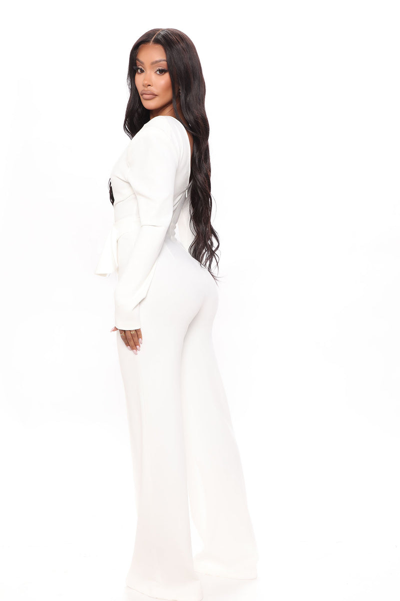 White fashion nova sales jumpsuit