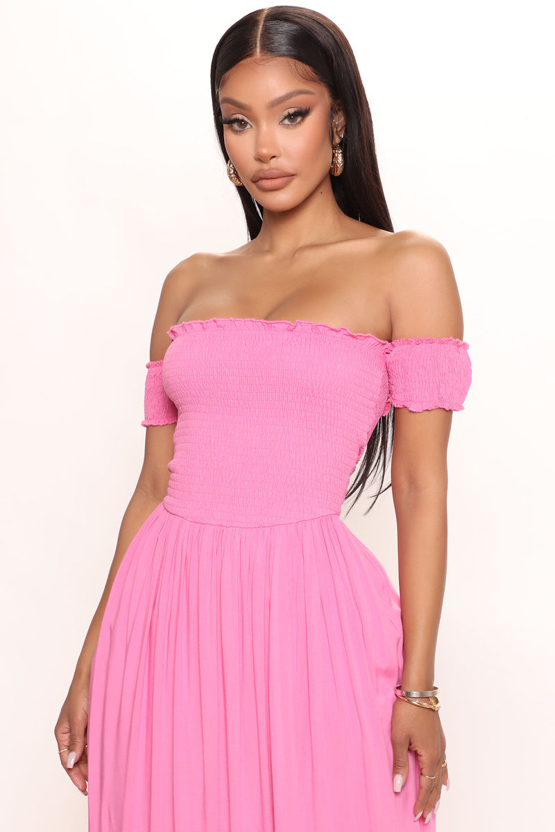 Fashion nova pink off the shoulder dress hotsell