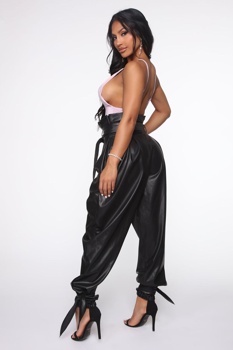 Fashion nova online jogger pants