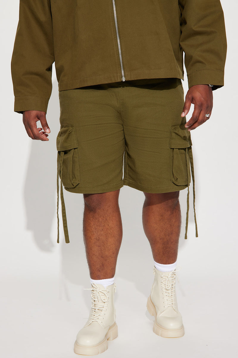 Fear of god cargo best sale shorts