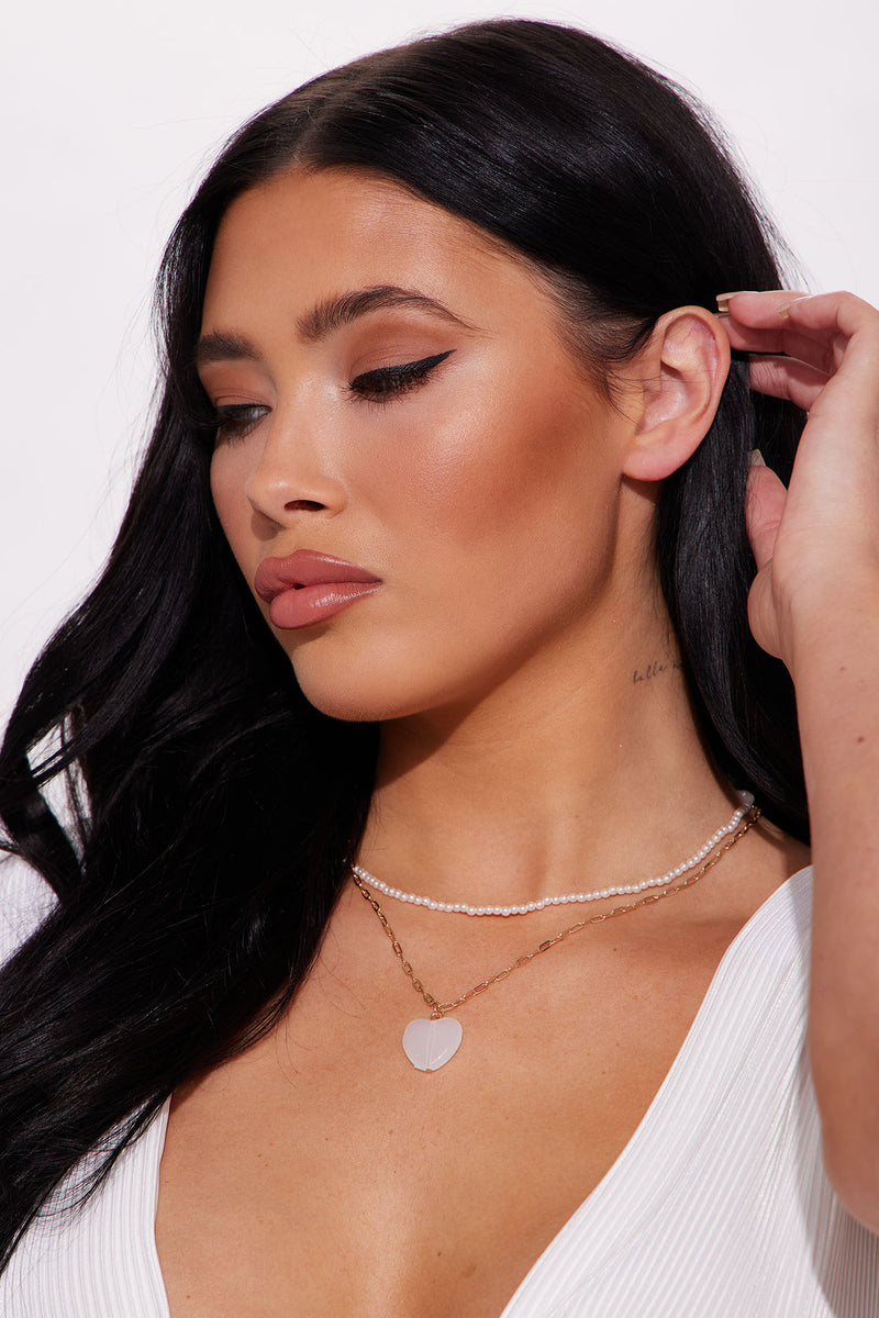 Fell In Love With You Layered Necklace White/Gold Fashion Nova