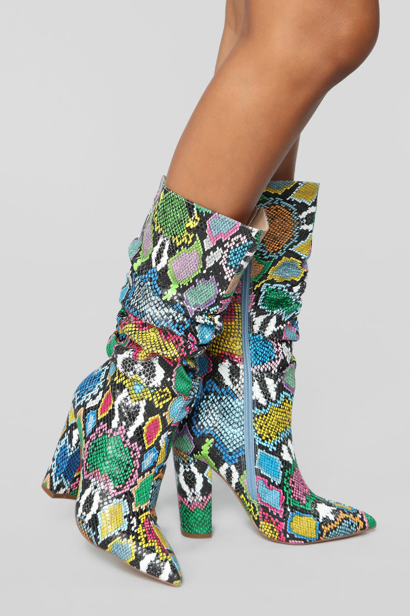 Fashion nova snake boots hot sale
