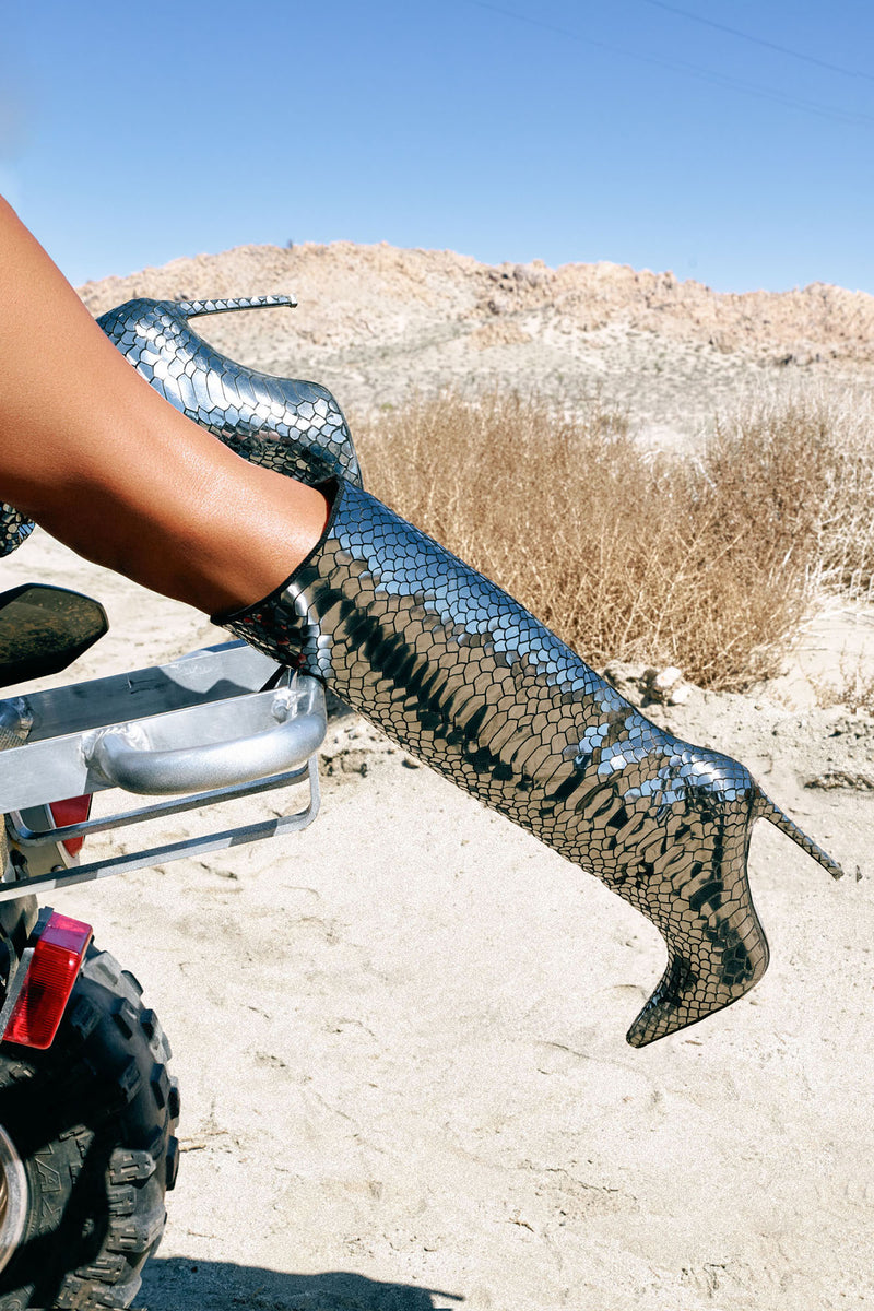 Snakeskin booties best sale fashion nova