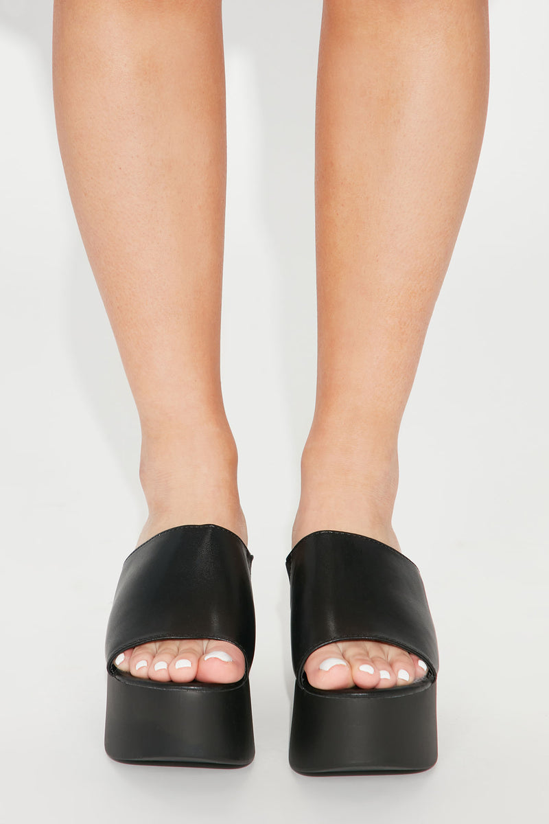 Mule - Black | Fashion Shoes | Fashion Nova