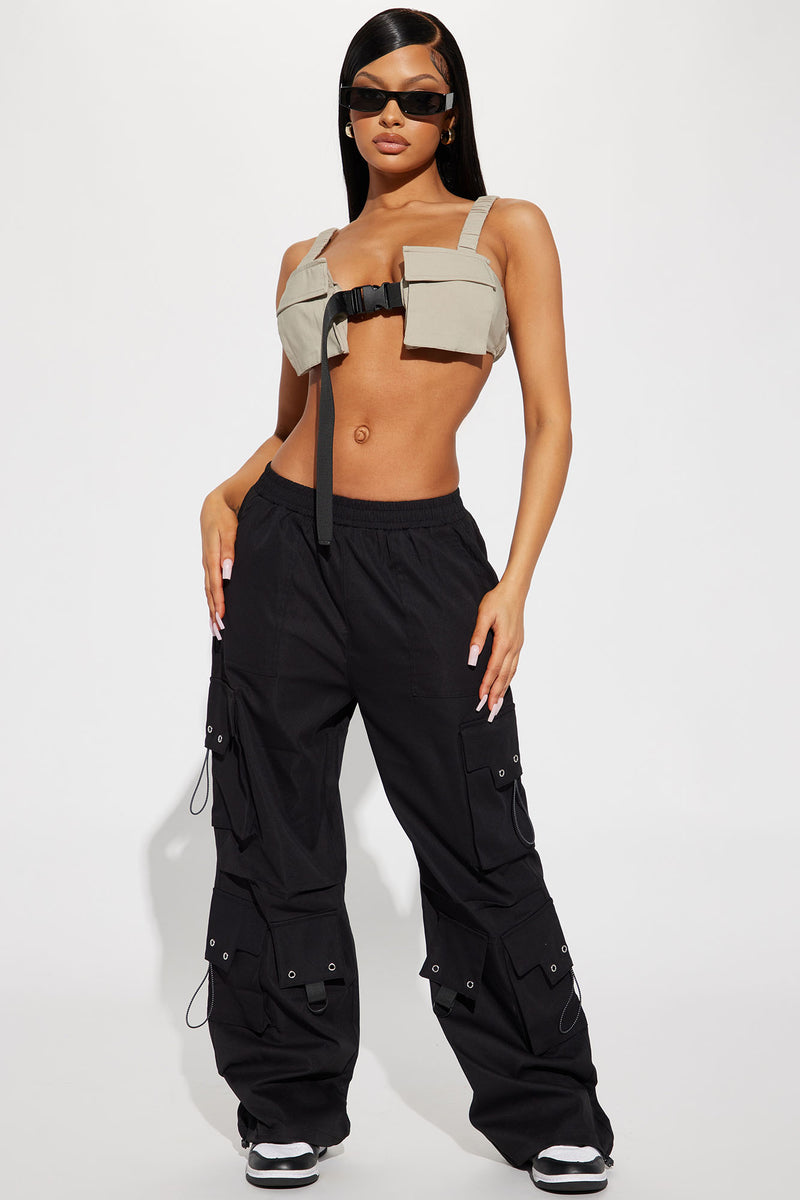 Lara croft fanny best sale pack fashion nova