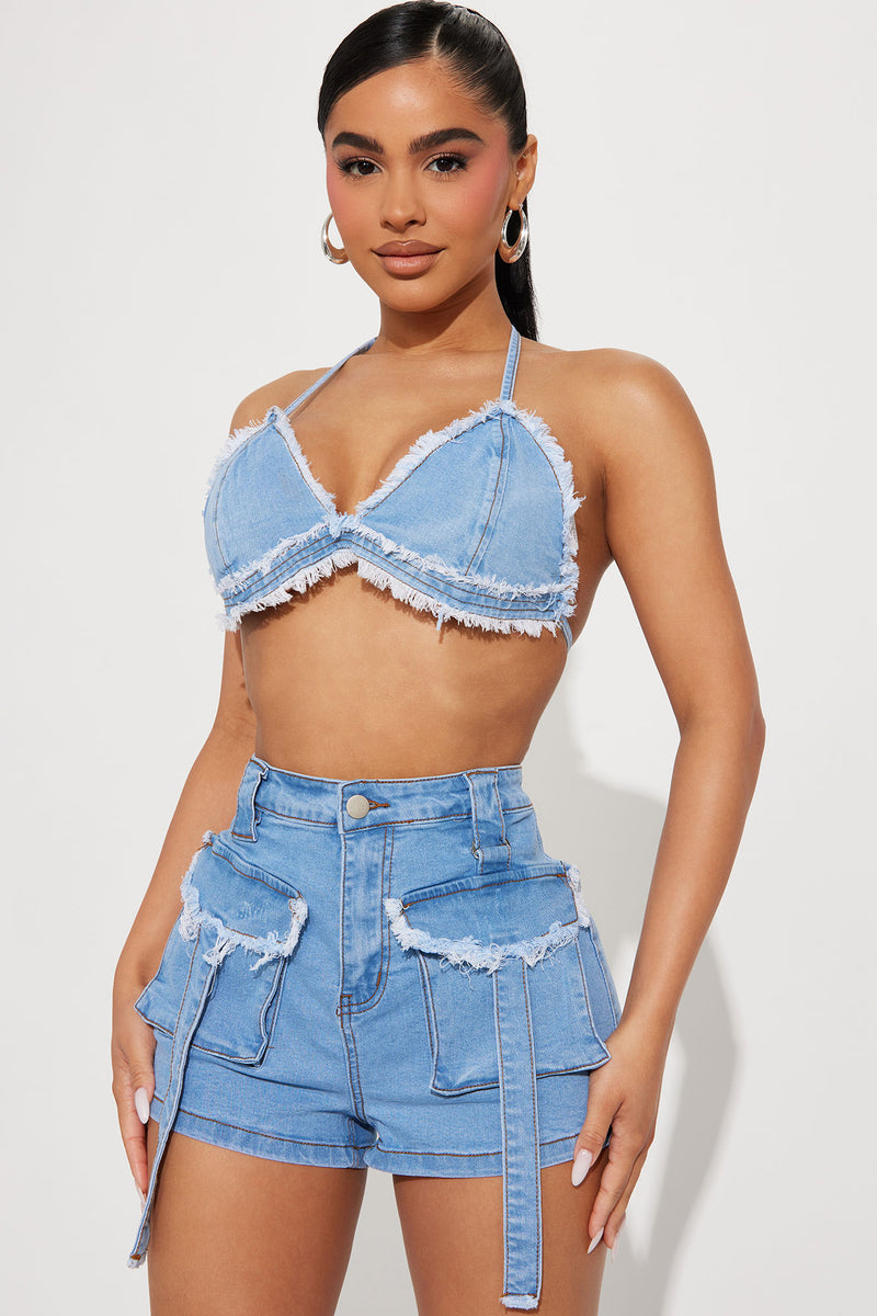 Fashion nova on sale jeans for short