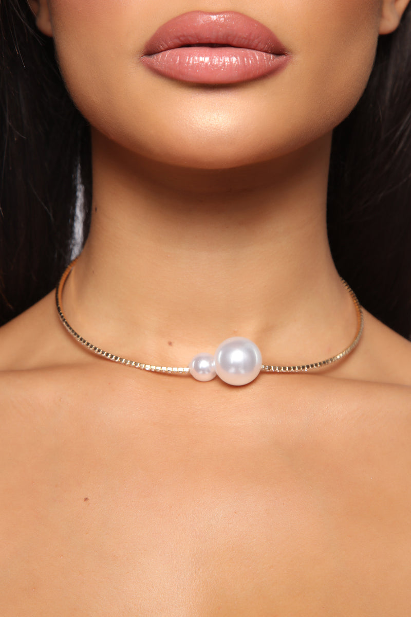 Not Your Average Pearl Necklace - Gold