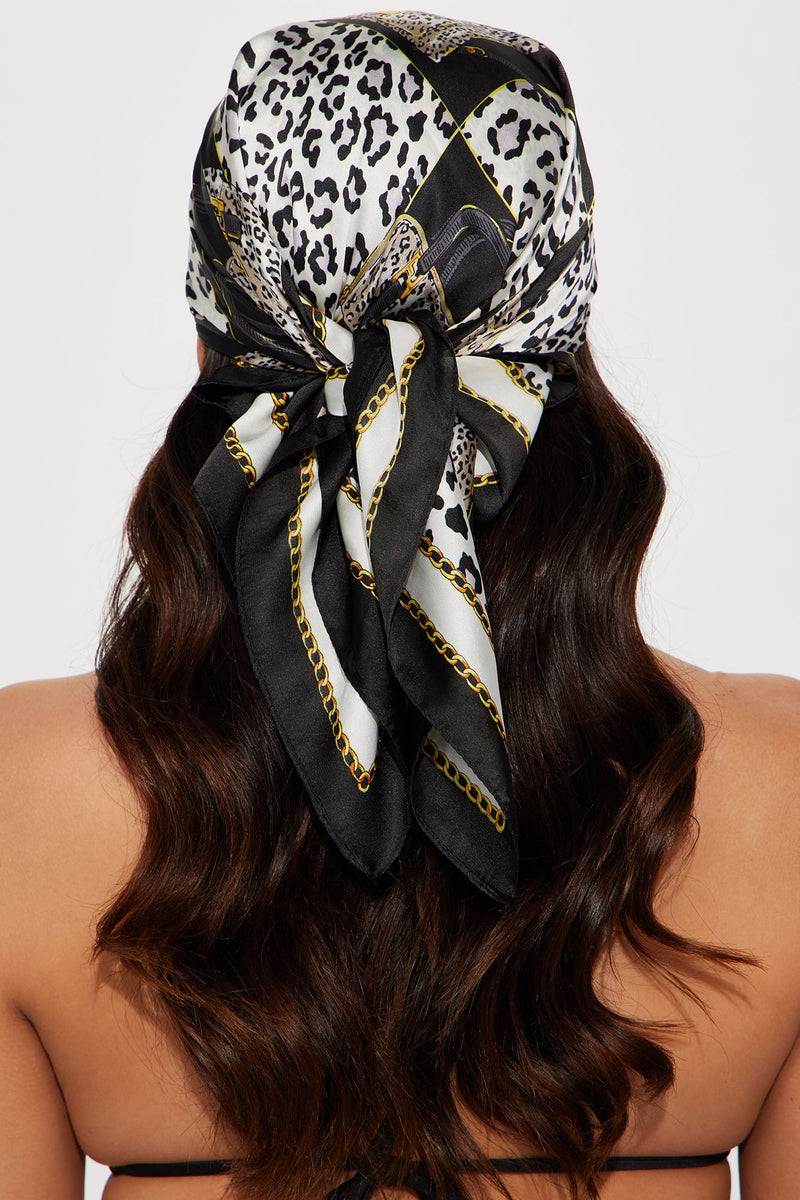 Fashion nova scarf top