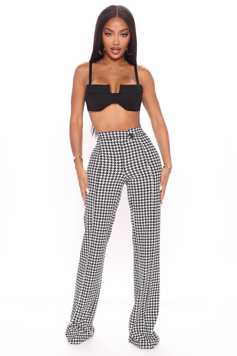 Fashion nova checkered pants on sale
