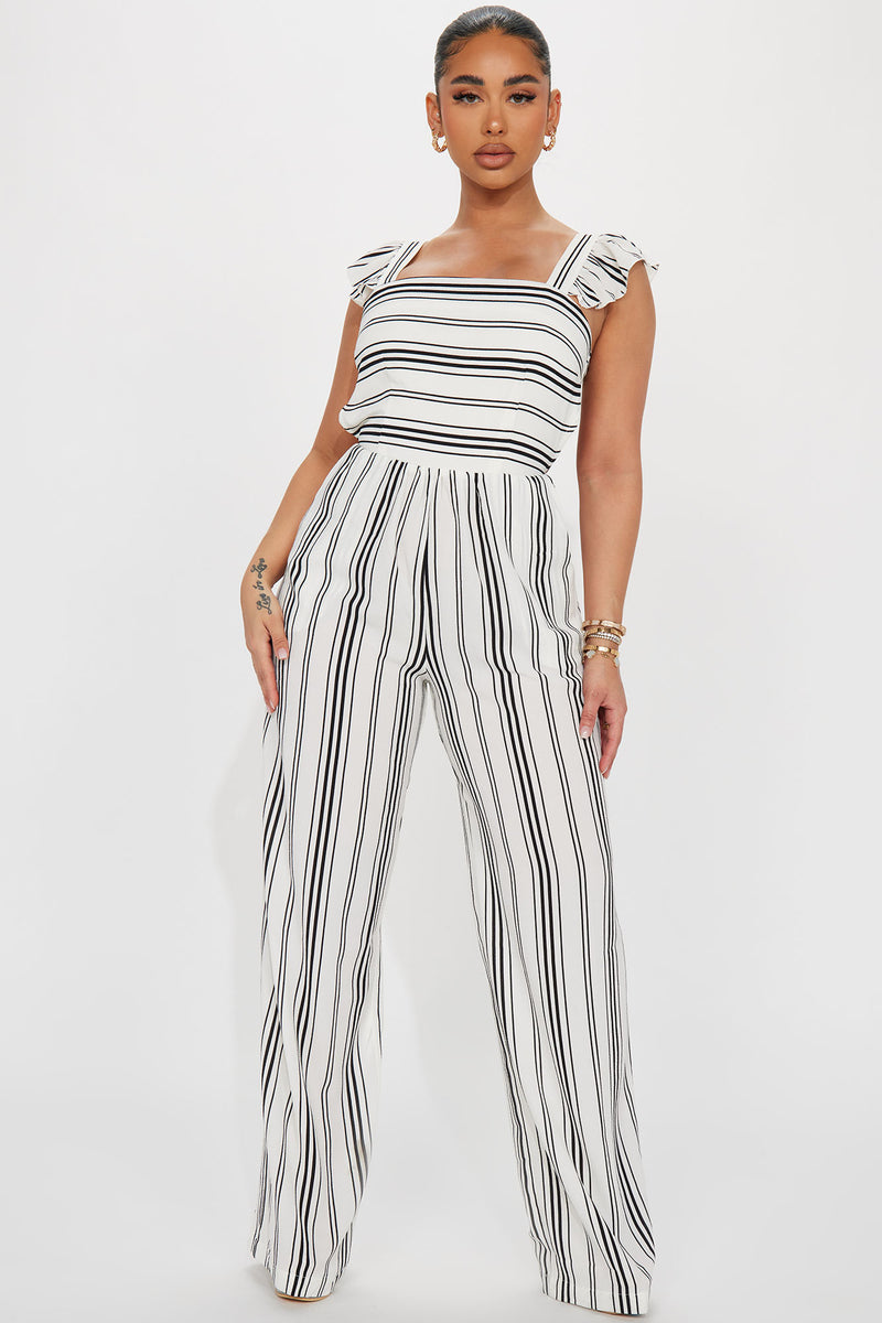 Striped jumpsuit hot sale fashion nova