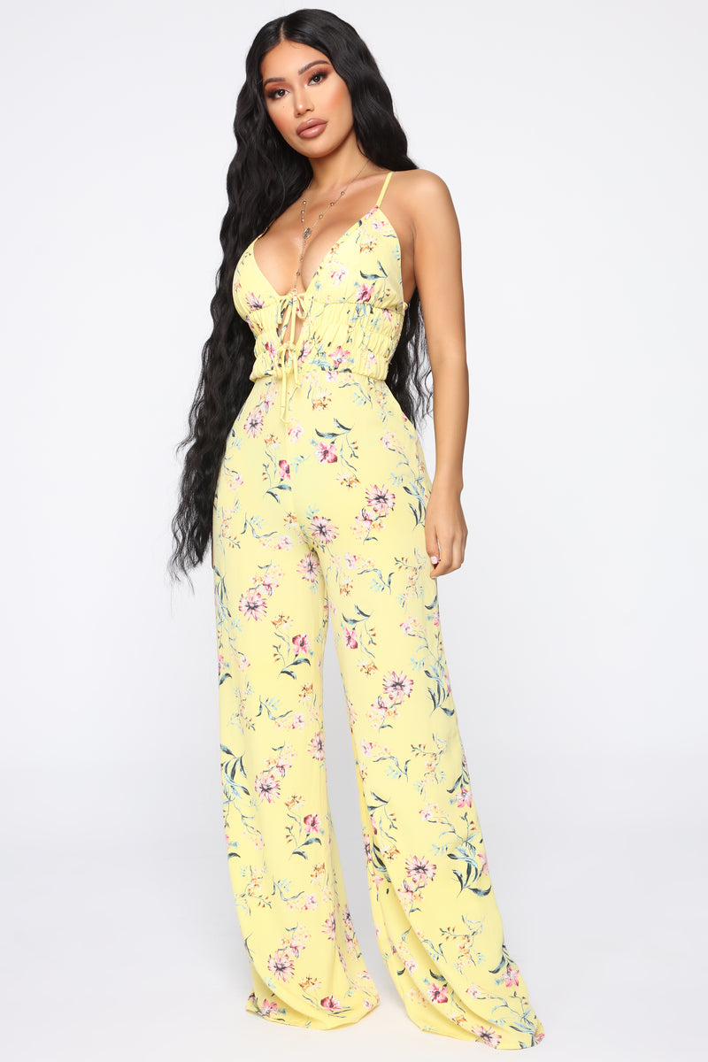Yellow jumpsuit hot sale fashion nova