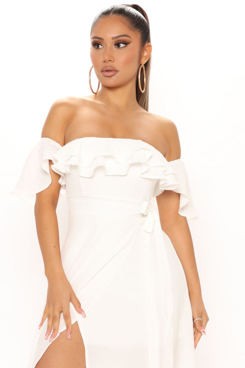 Fashion nova white off the shoulder dress sale