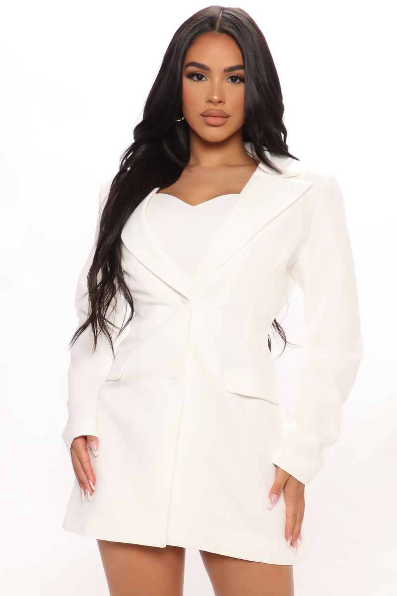 Petite Boss Moves Blazer Dress Set White